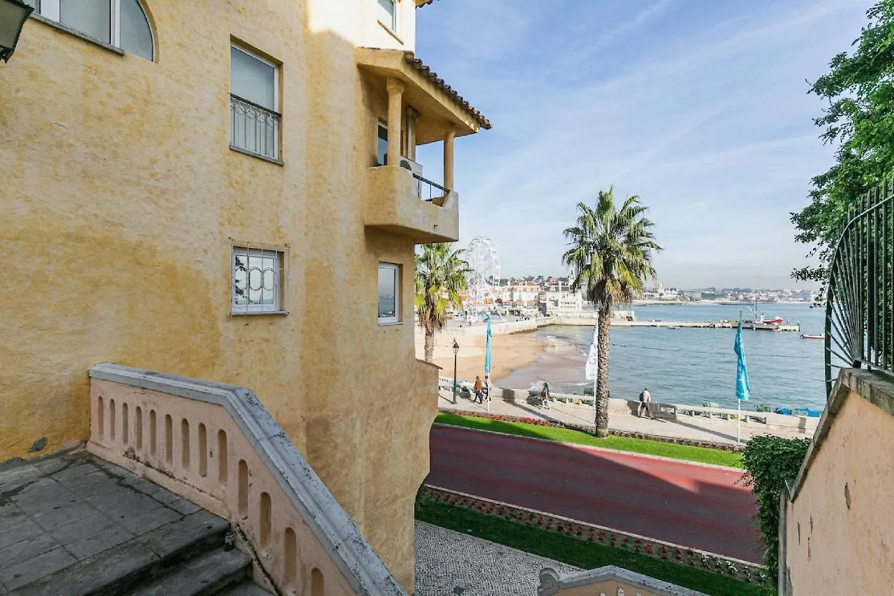 Bright Valadim Apartment Cascais